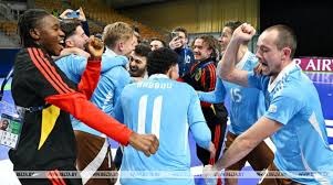 2亿欧顶级防线？利物浦刚绝杀就遭遇绝平，斯洛特何时才能下课